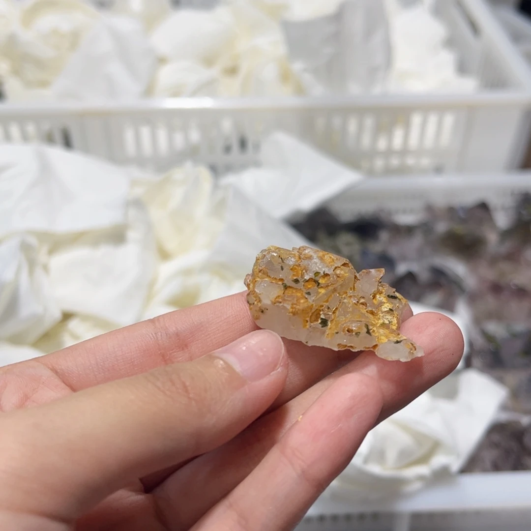 ****水晶未镶嵌珠宝半成品301