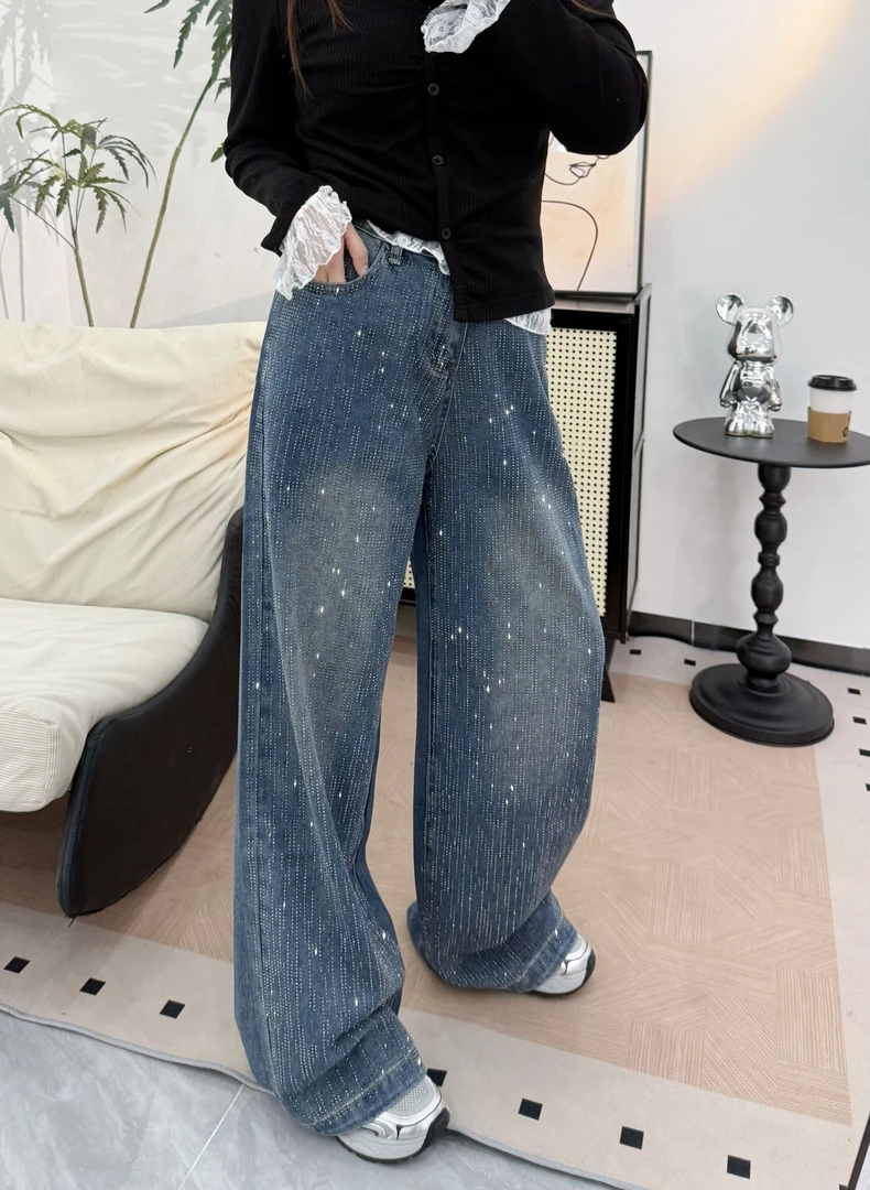 满天星河烫钻阔腿牛仔裤女秋季新款高腰显瘦大码宽松高级感拖地裤