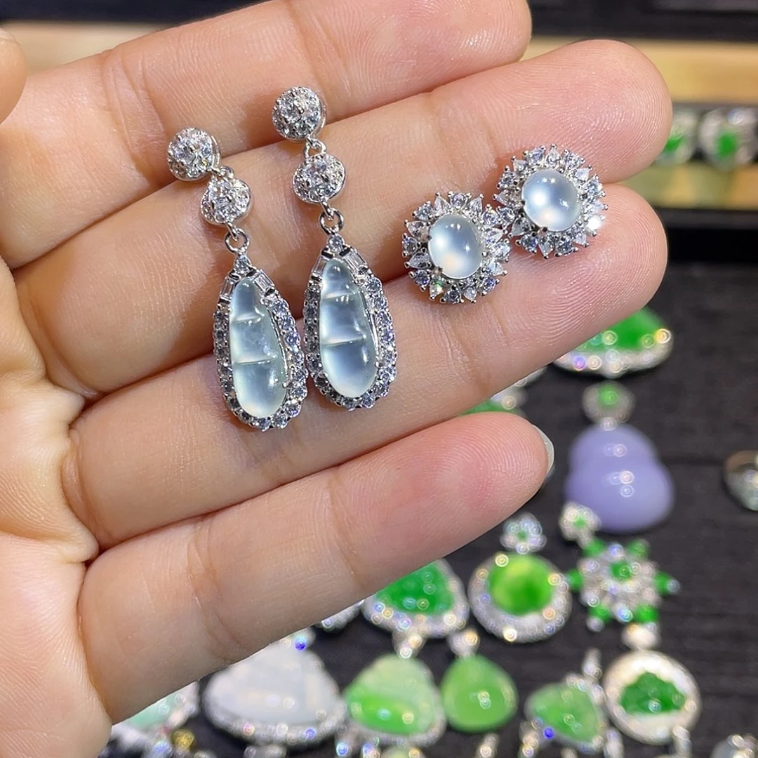 ****霄翡翠银S925镶嵌耳钉