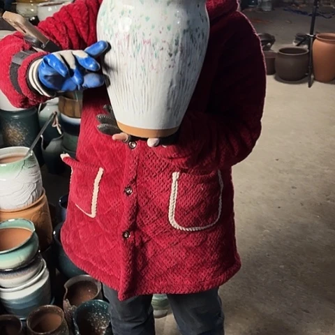 口20高26瑕疵底裂盆子