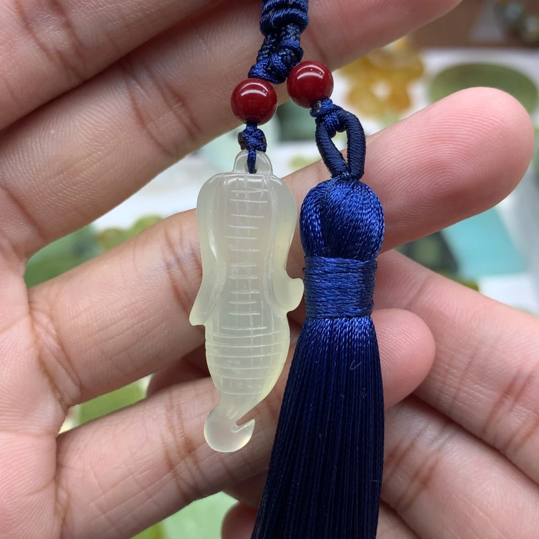 岫玉未镶嵌车挂精美岫玉小巧车挂