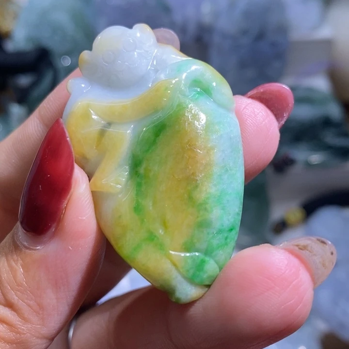 【闪购商品】翡翠未镶嵌颈饰猴子