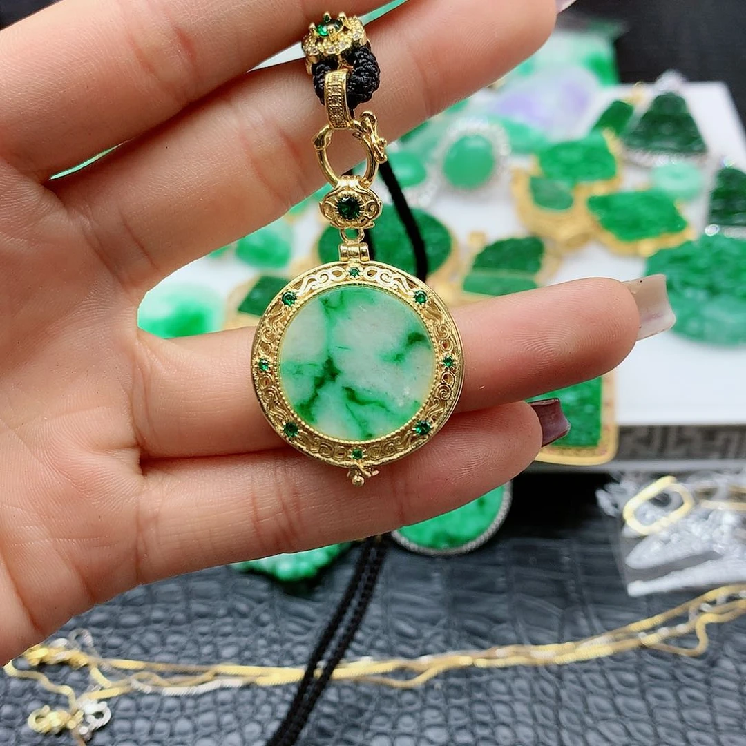 【闪购商品】翡翠吊坠(赠链)银S925镶嵌