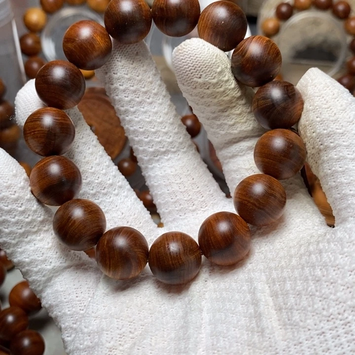 柏木星***天太行崖柏陈化1.5瑕疵