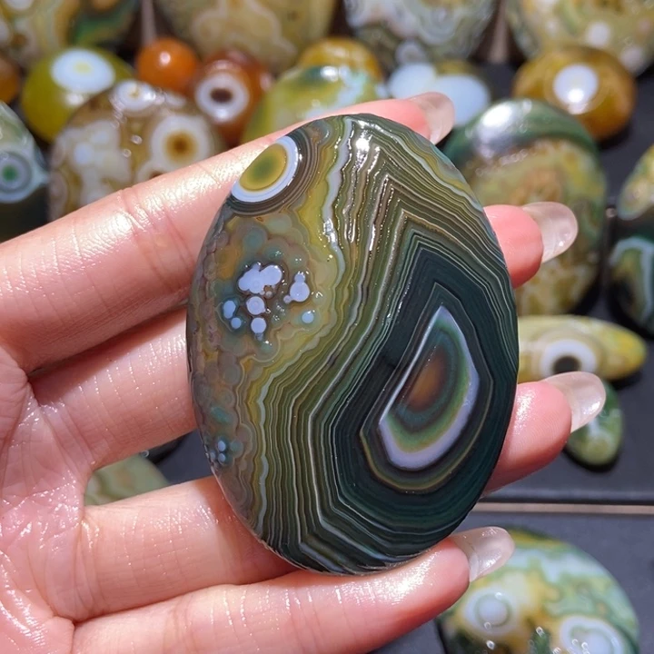 【闪购商品】未镶嵌玛瑙/玉髓珠宝奇石j j