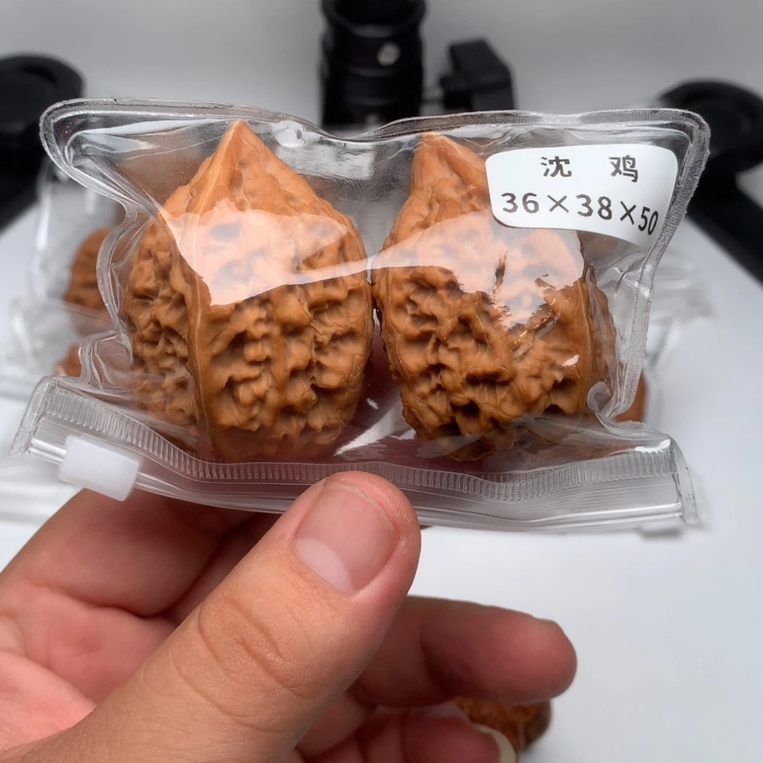 文玩核桃吊坠沈鸡