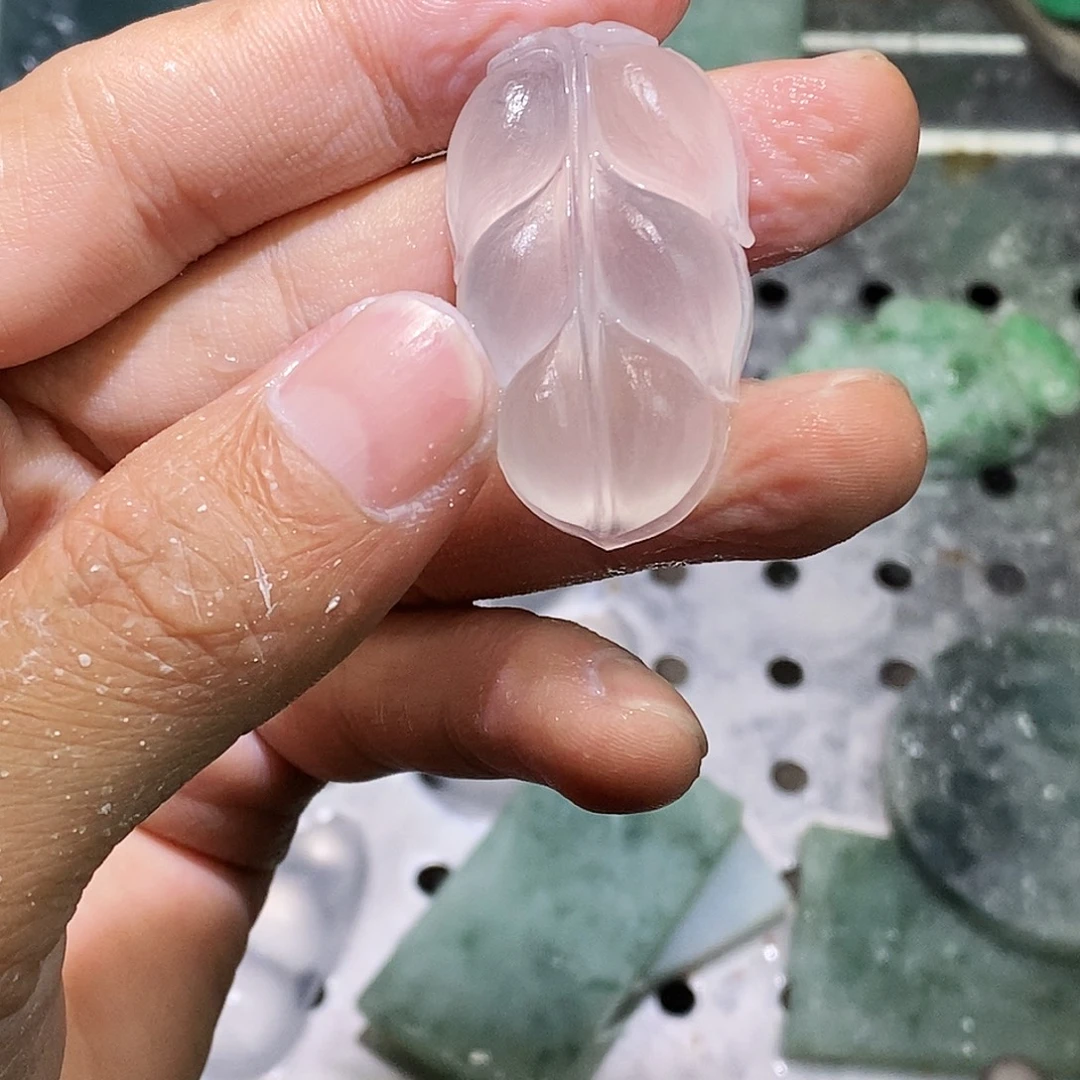定制翡翠未镶嵌纯天然俄料