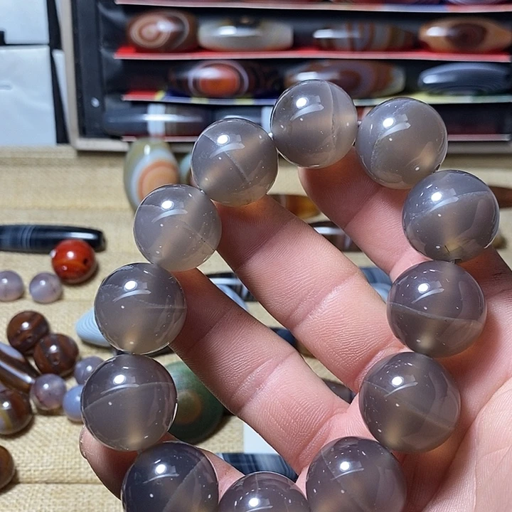 玛瑙/玉髓合金颈饰