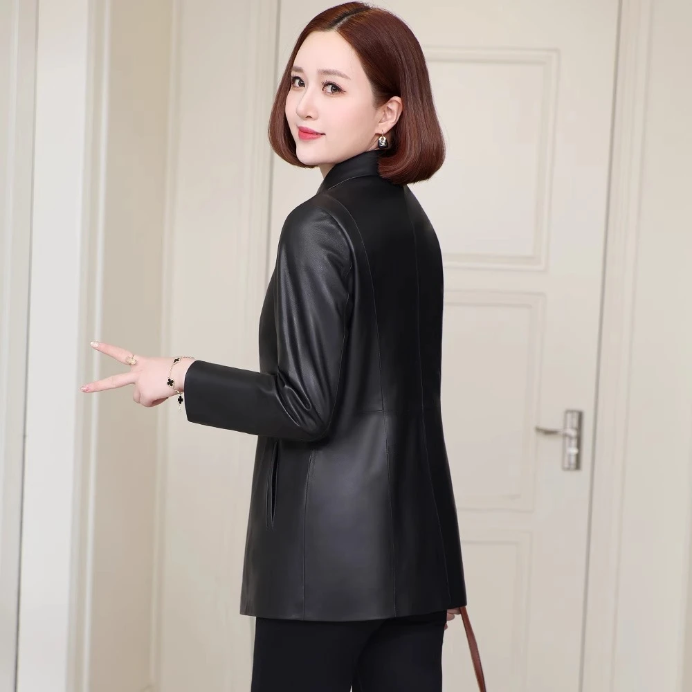 真皮皮衣女2025春秋季新款中年气质显瘦小西装海宁纯绵羊皮单外套
