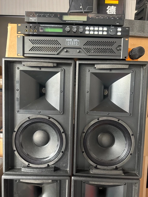 9新  KP2010专业音响设备四件套