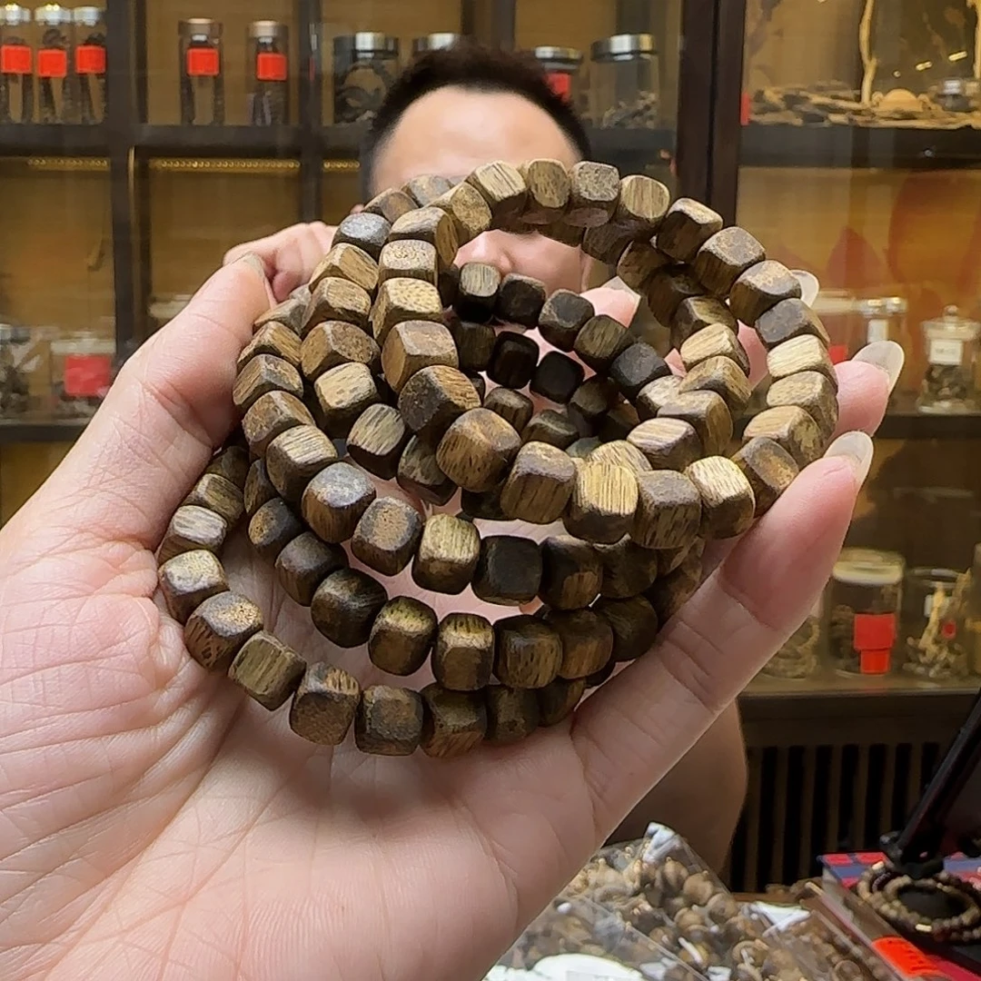 沉香沉香碎屑国香奇楠方珠8mm单圈 g+多样性发一串