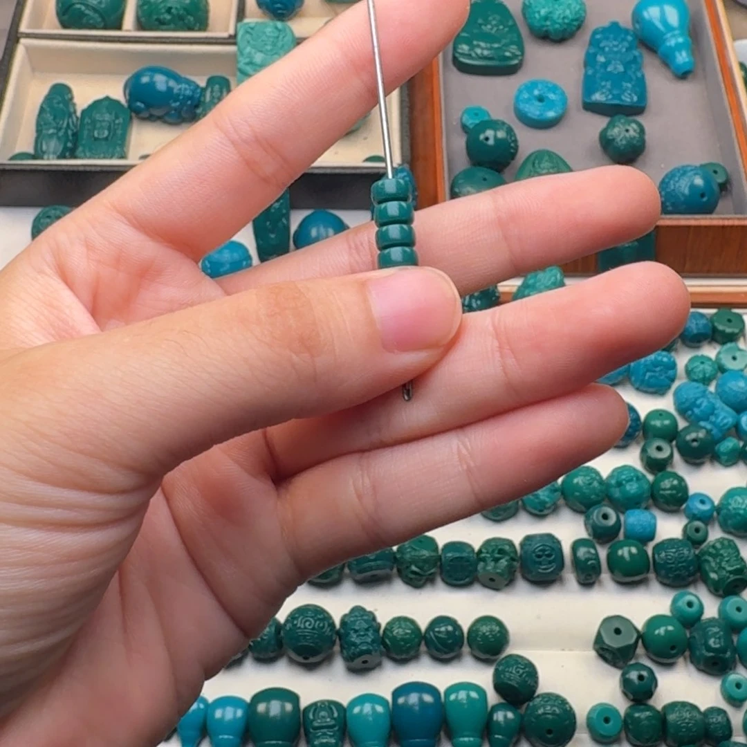 端***陽玻璃颈饰科技松配饰