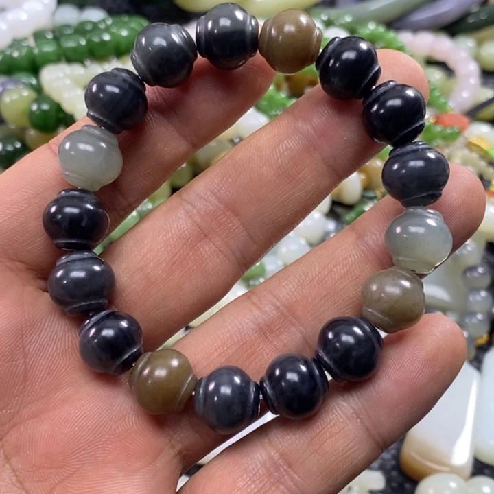 和田玉未镶嵌手链