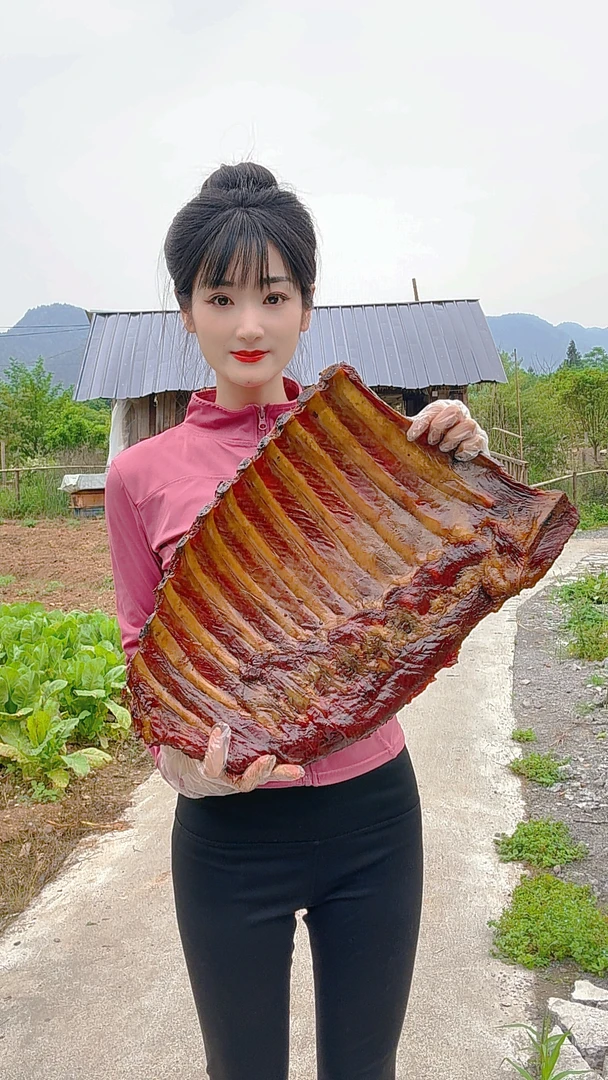 【全家福现称链接】农家土猪大排骨，肉质紧实，所有搭配以直播间为准