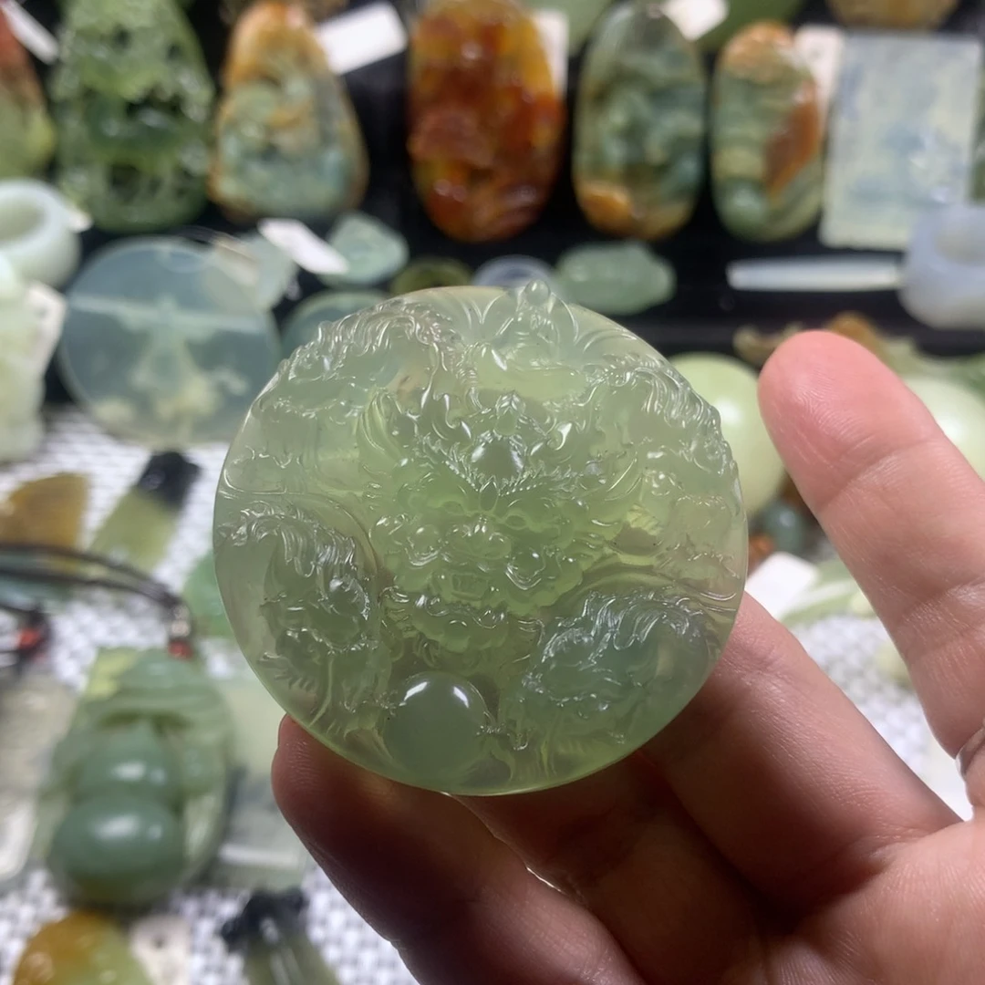 未镶嵌蛇纹石玉颈饰新*家