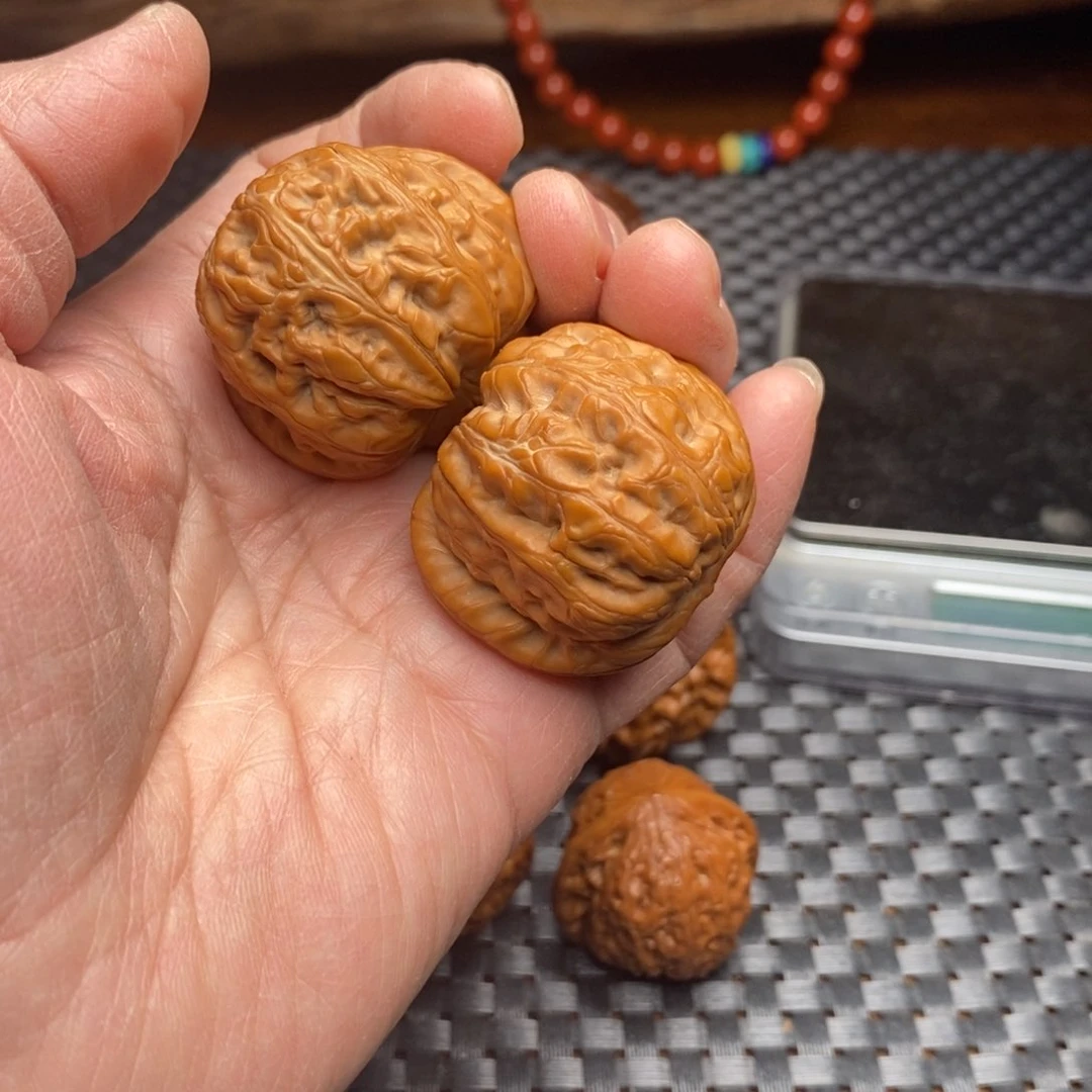 文玩核桃把件早**因元宝