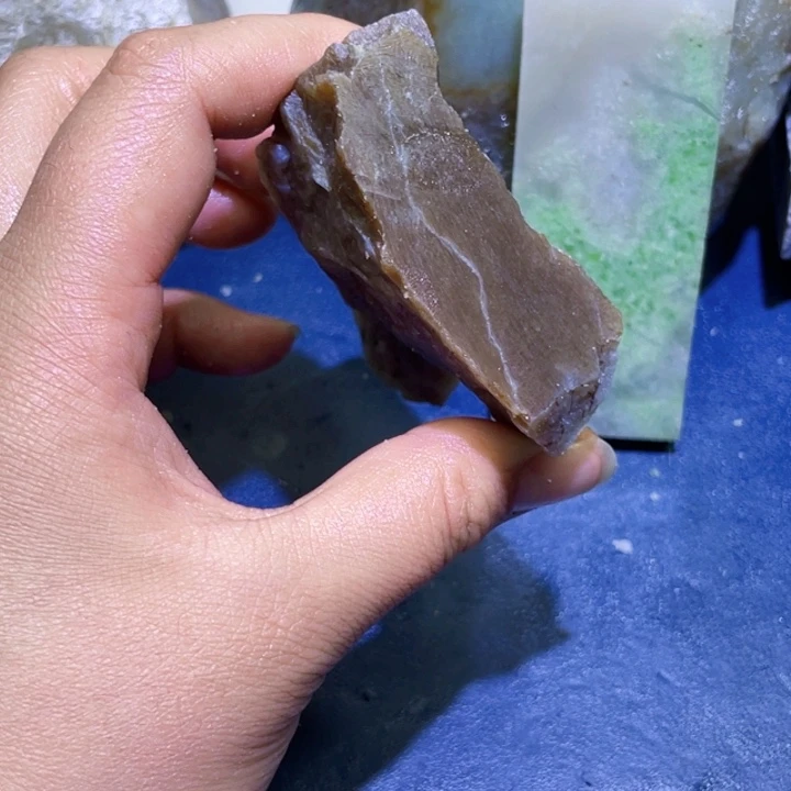 和田玉未镶嵌珠宝半成品