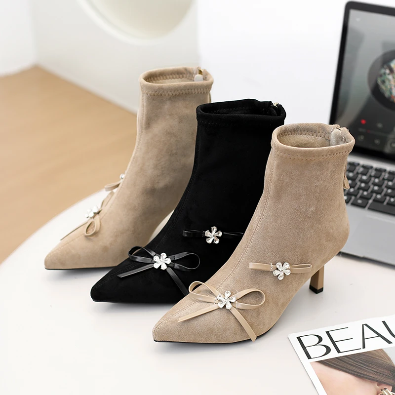 法式尖头细跟弹力靴蝴蝶结瘦瘦靴高跟短靴时尚黑色袜靴气质时装靴