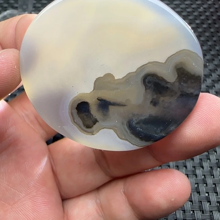 婉***安未镶嵌颈饰玛瑙/玉髓