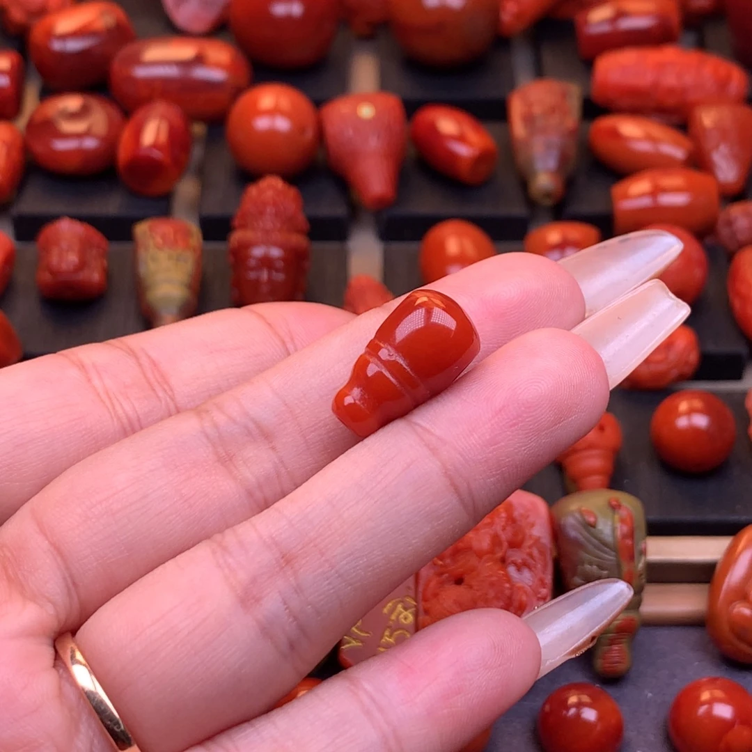 南红玛瑙未镶嵌原矿奶嘴三通9.9mm