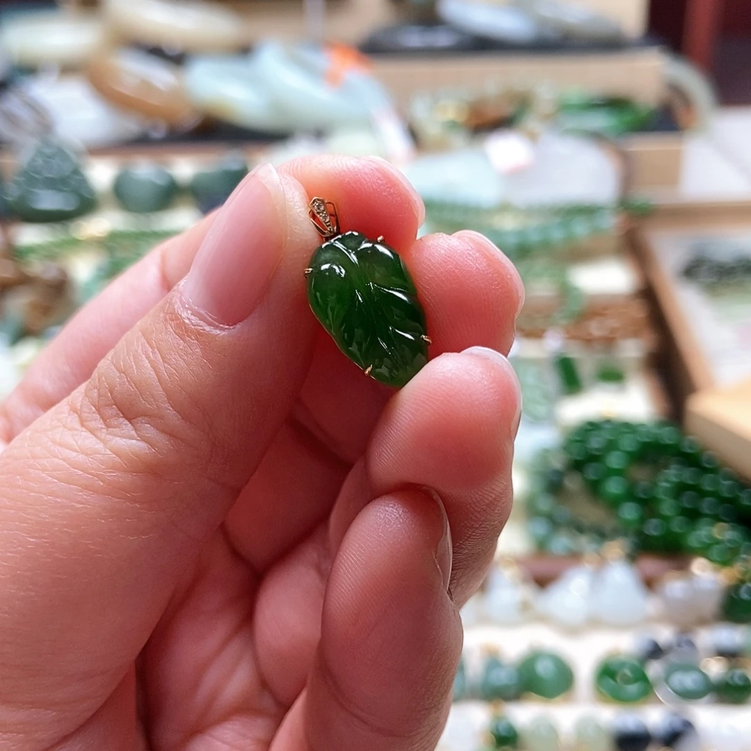 吊坠(不含链)18K金镶嵌和田玉