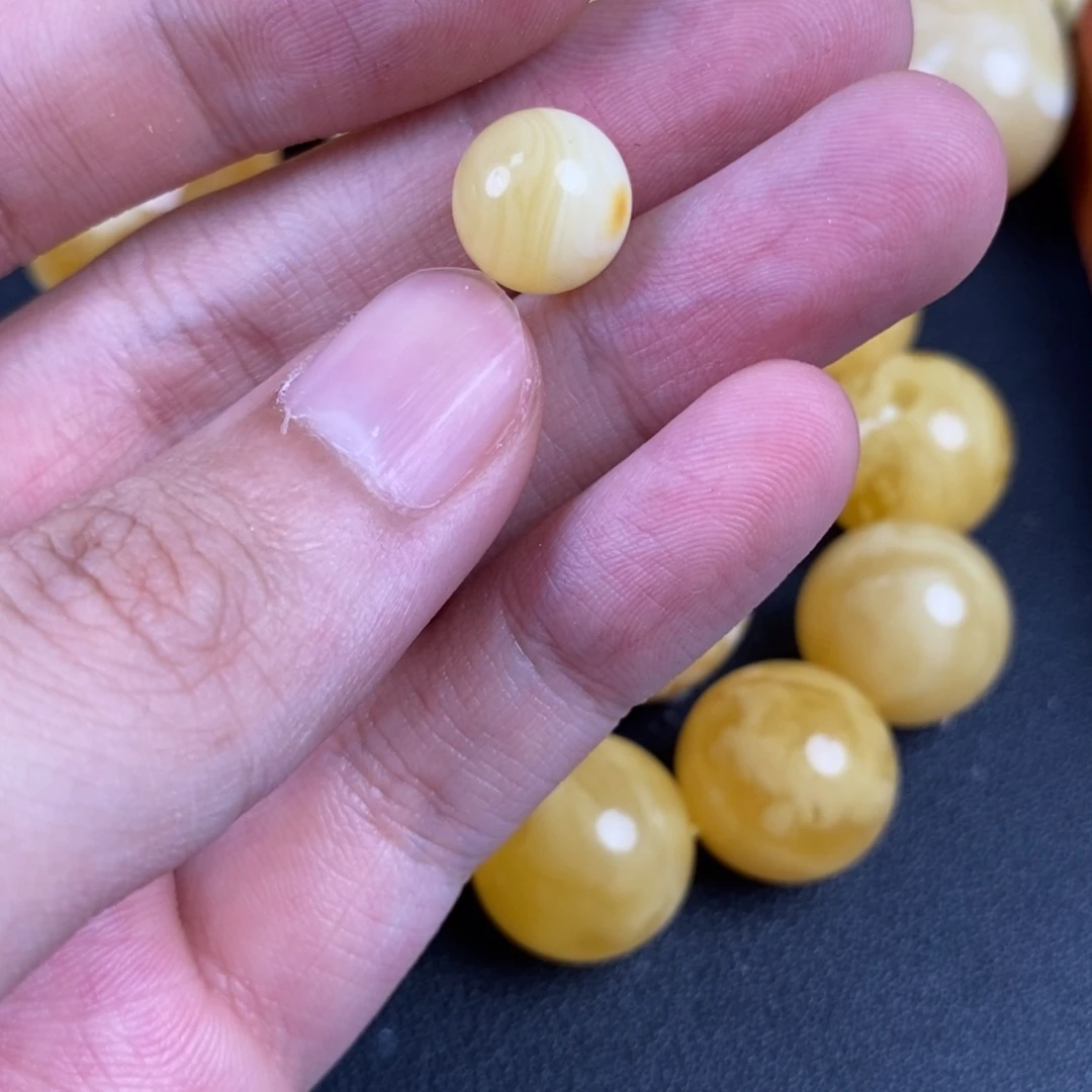 琥珀未镶嵌珠宝奇石特色80