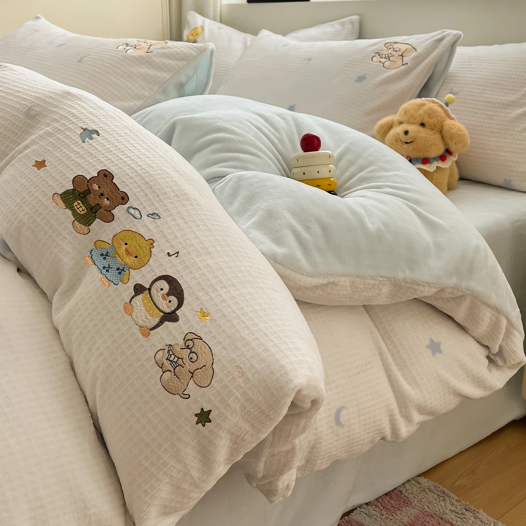 加厚保暖牛奶绒床上四件套冬季加绒华夫格卡通绣花被套床单三件套