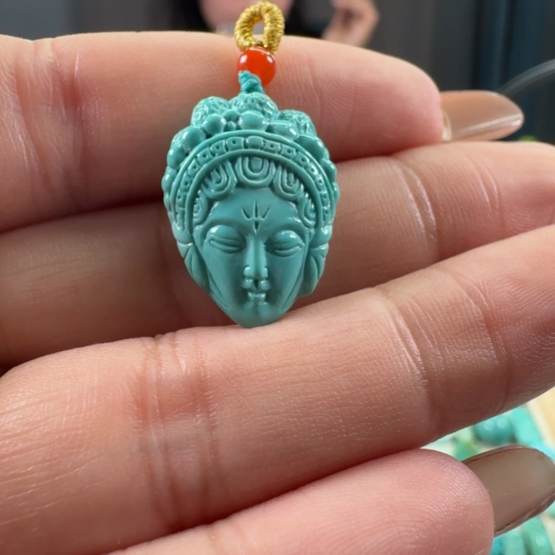 绿松石未镶嵌颈饰