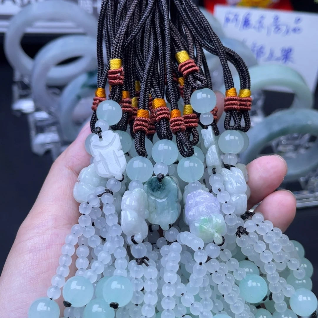 翡翠未镶嵌挂件翡翠