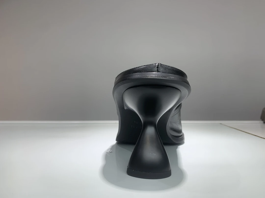 [星腾] 时尚气质女士粗跟凉鞋高跟鞋 24SS-18198B