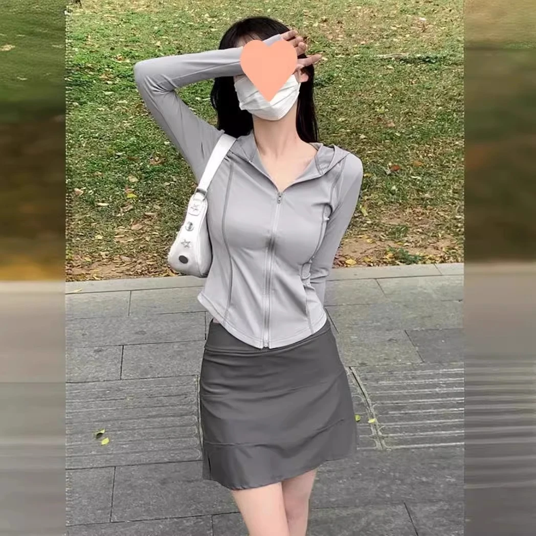 开衫修身防晒衣女款夏透气防紫外线鱼骨紧身外套冰丝防晒服上衣潮