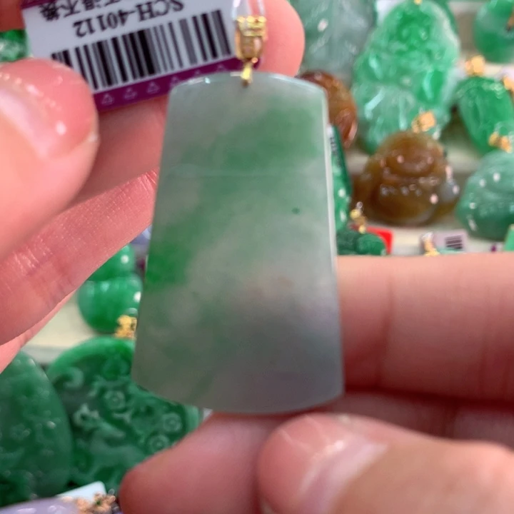 翡翠吊坠(不含链)18K金镶嵌