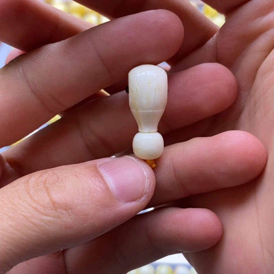 琥珀未镶嵌珠宝奇石10.5mm