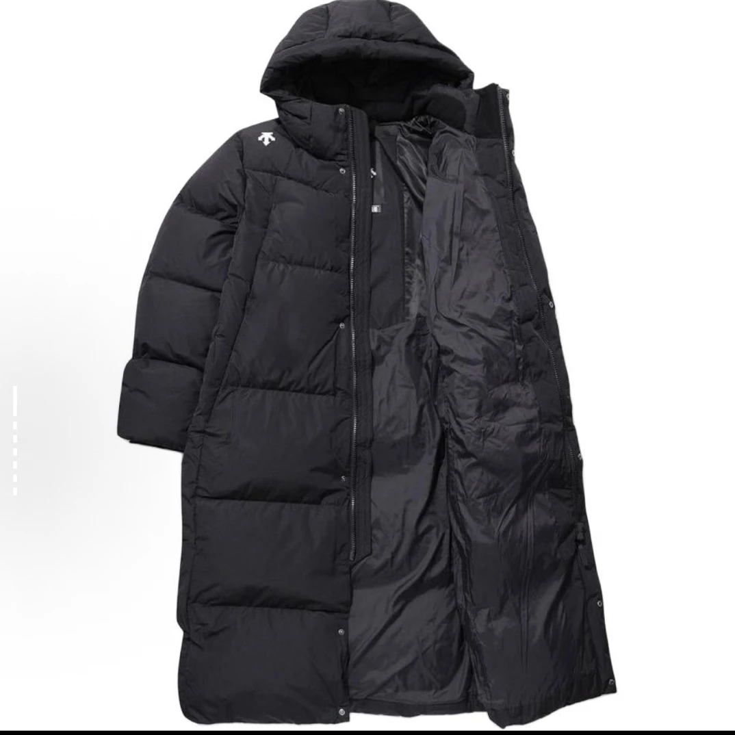 DESCENTE/迪桑特冬季长款SP323XDJ92 经典款连帽休闲运动羽绒服