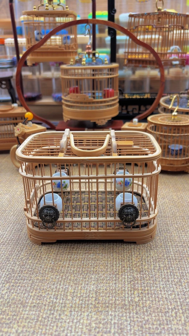 尤志武师傅蝈蝈笼书包笼鸣虫用具带架