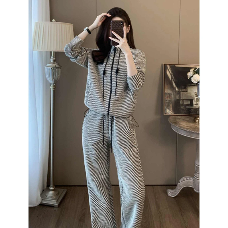 2025秋冬条纹拉链拼接立领卫衣阔腿裤两件套女休闲运动时尚套装女