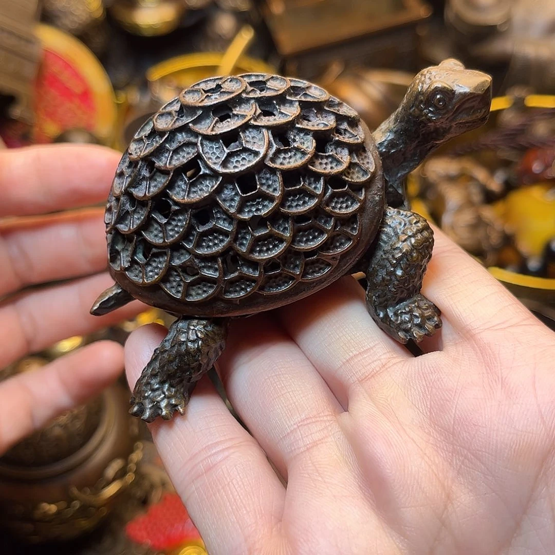 精美铜器工艺品等