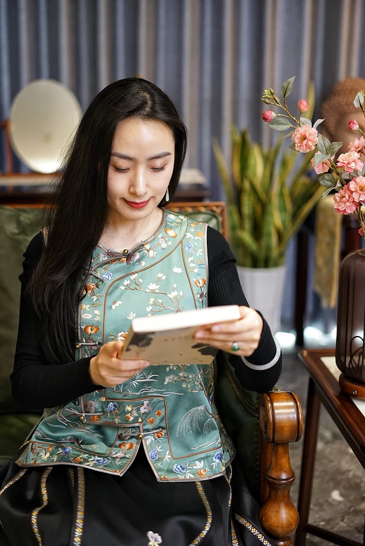 【御瑞.马甲】国风刺绣绣花刺绣宽松型马夹日常中国风女装