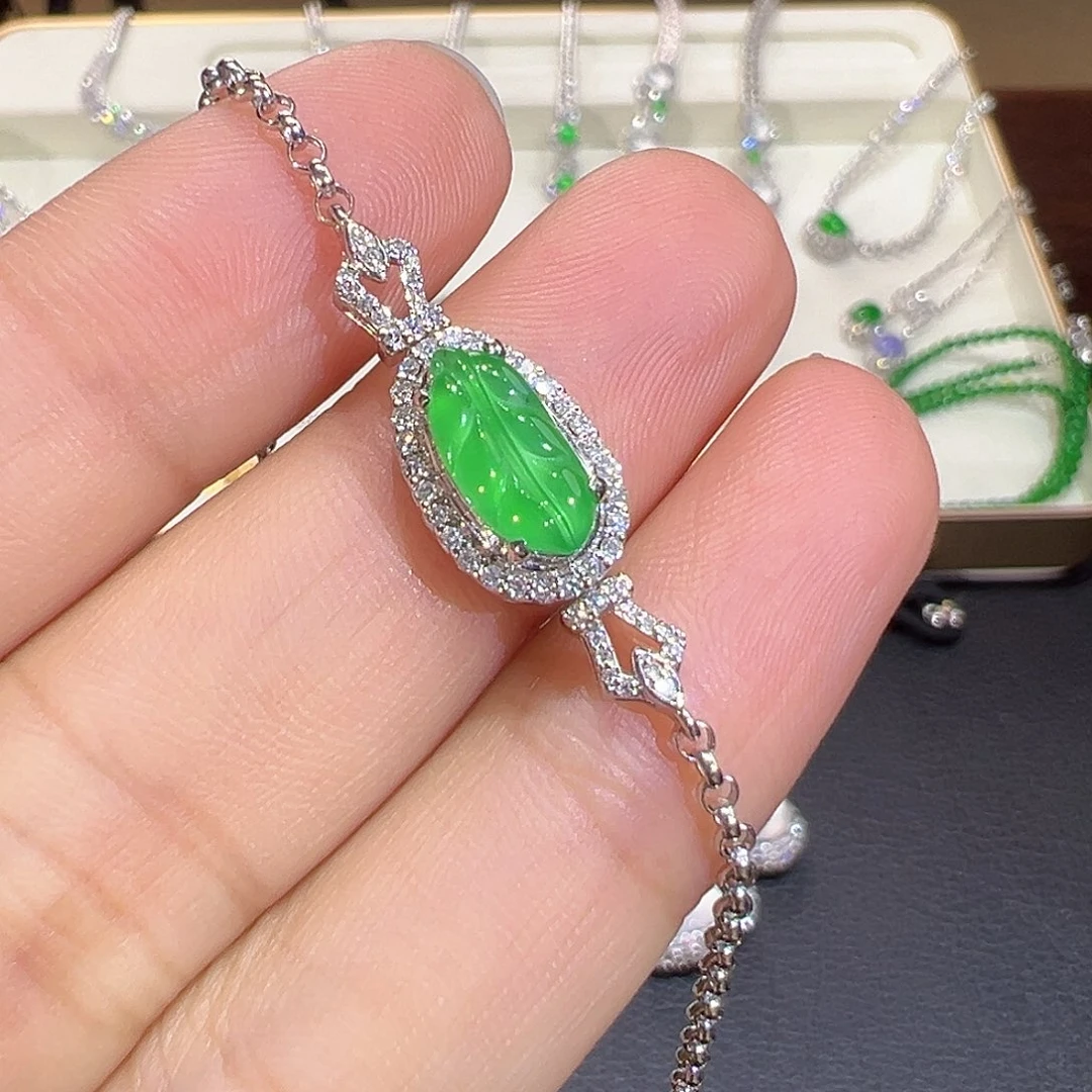 翡翠18K金镶嵌手链