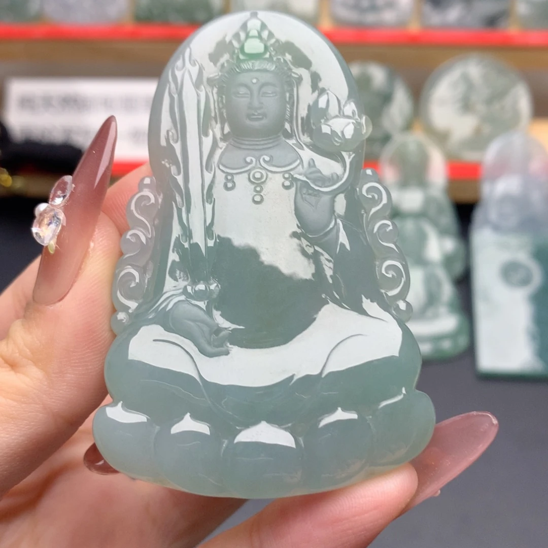 翡翠未镶嵌颈饰虚空藏菩萨