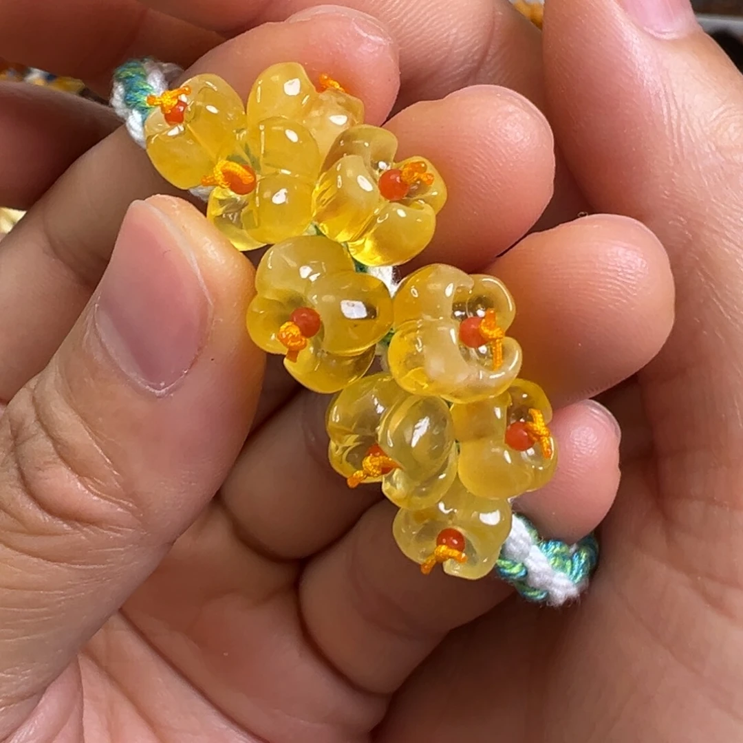 未镶嵌蜜蜡裸石蜜蜡