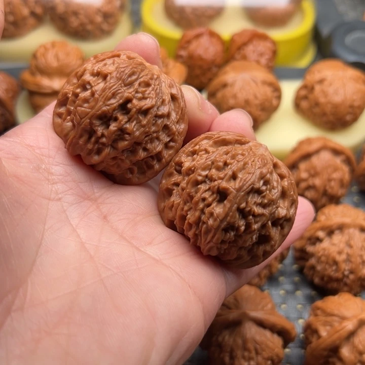 文玩核桃吊坠正磨41全品