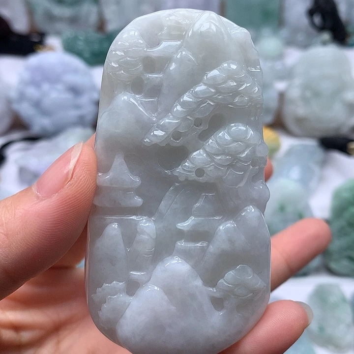 翡翠未镶嵌颈饰山水福利卡厚10+