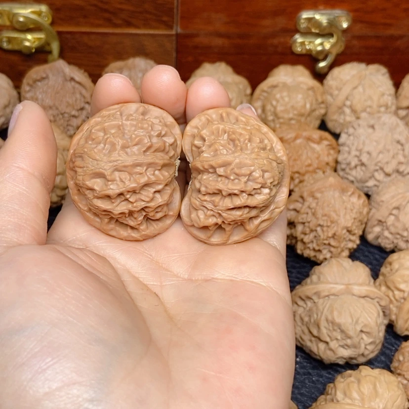 【闪购商品】文玩核桃吊坠猛****子宫灯41