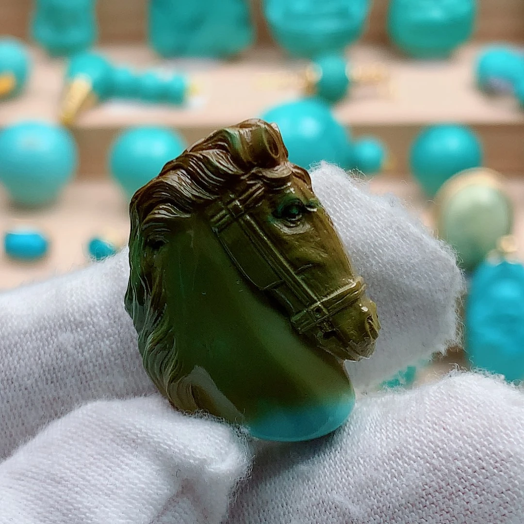 绿松石未镶嵌马首