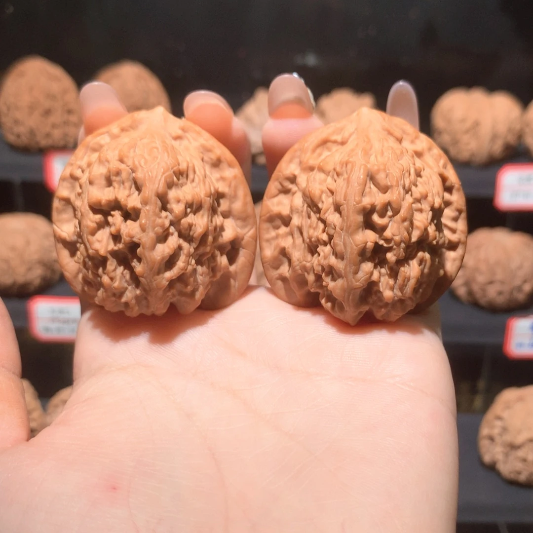 吊坠桃核40蚂蚁沟111701