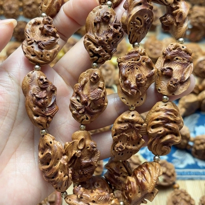 唐***～桃核雕刻十八罗汉脖挂
