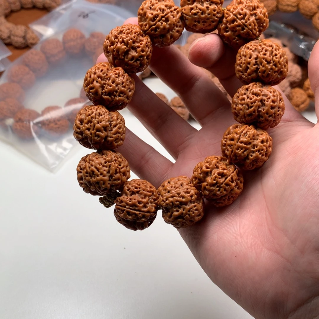 手串金刚菩提24.5梅花蜂王