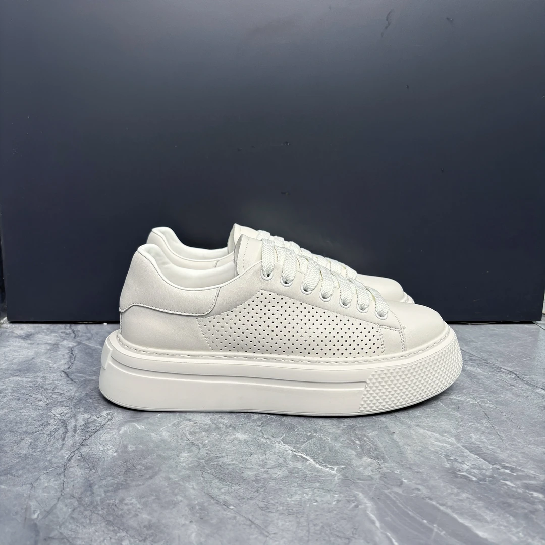 夏季新款防臭透气洞洞鞋厚底增高时尚休闲鞋低帮凉鞋男款小白鞋