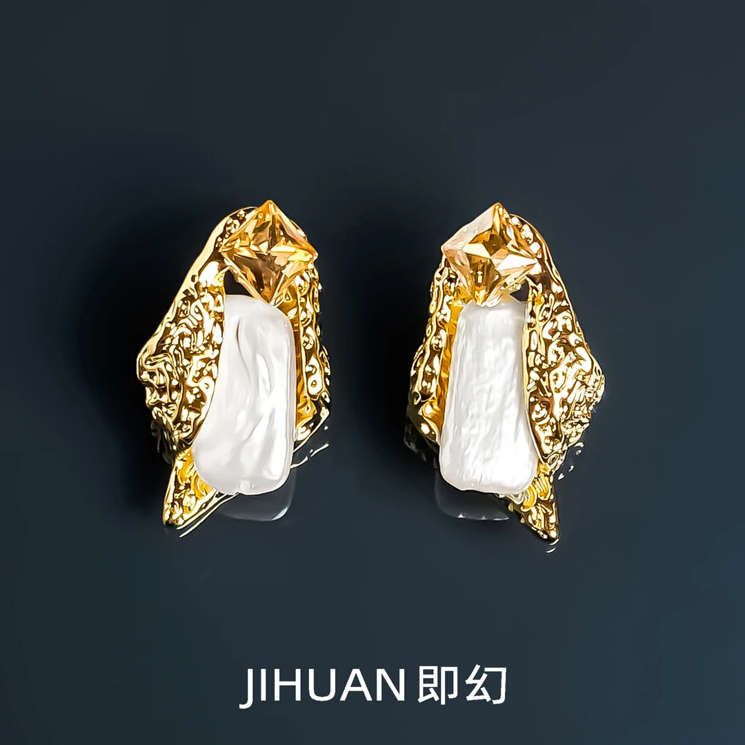 铜合金耳饰 法式欧若风轻奢耳环 简约气质时尚精镶耳饰 9622